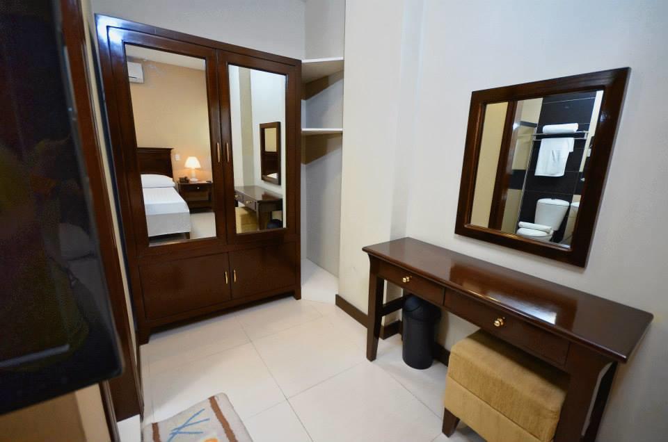 Hotel Formosa Daet Exterior photo